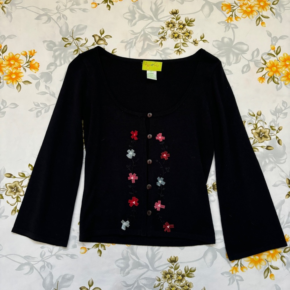 Ago e Filo Size XS Black Bell Sleeve Cardigan